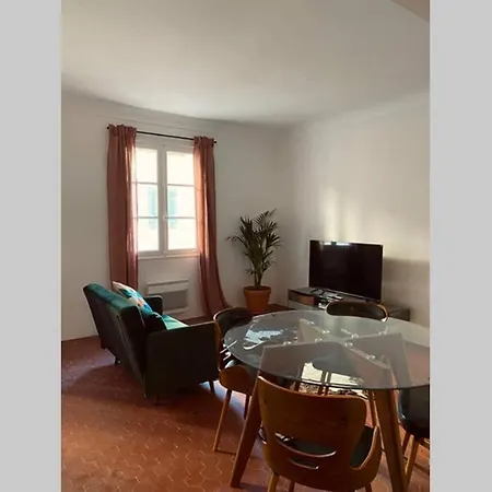 Apartment Studio De Charme Au Coeur Du Vieux Village *